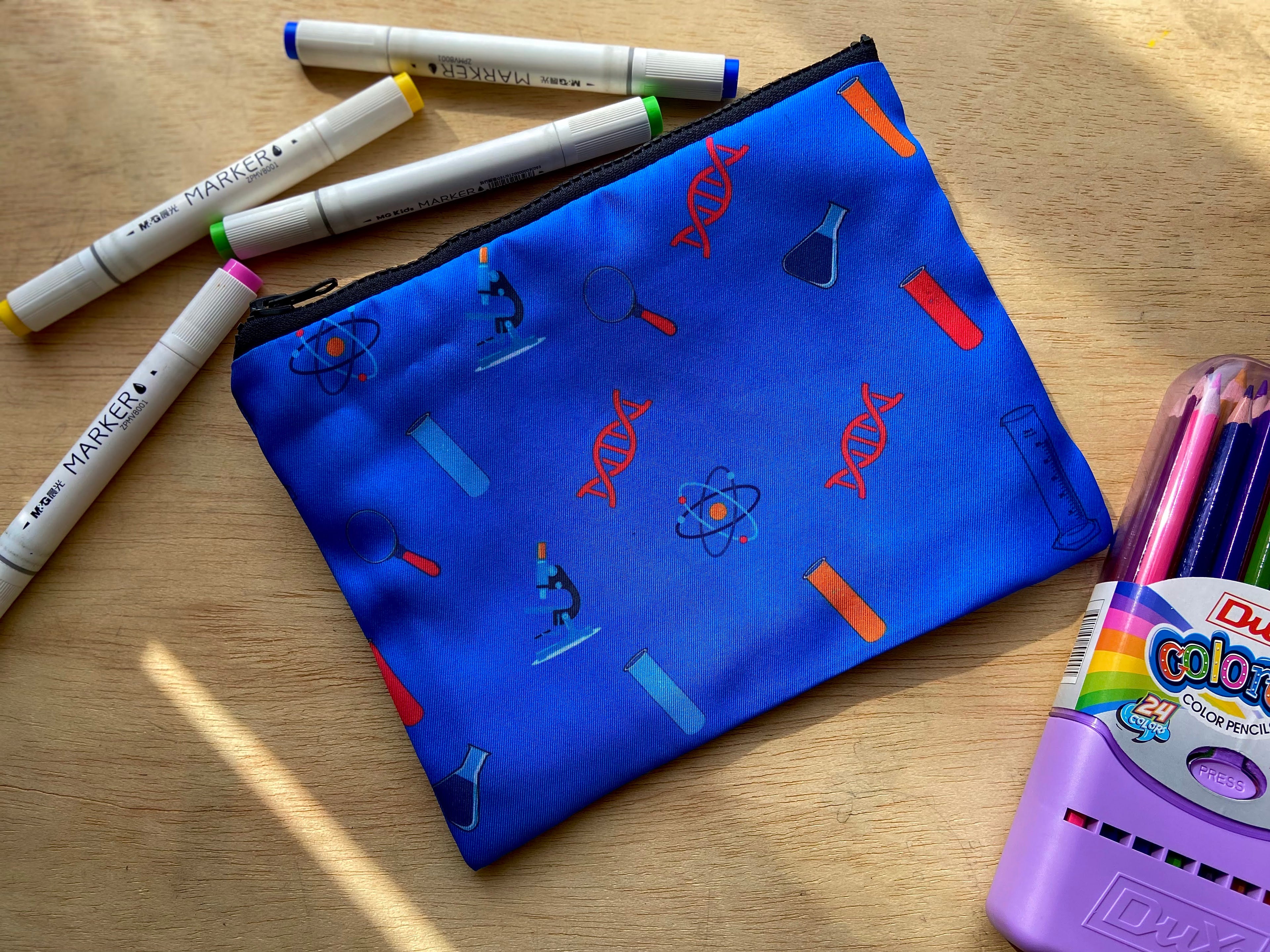 Pouch - Science Lab Design